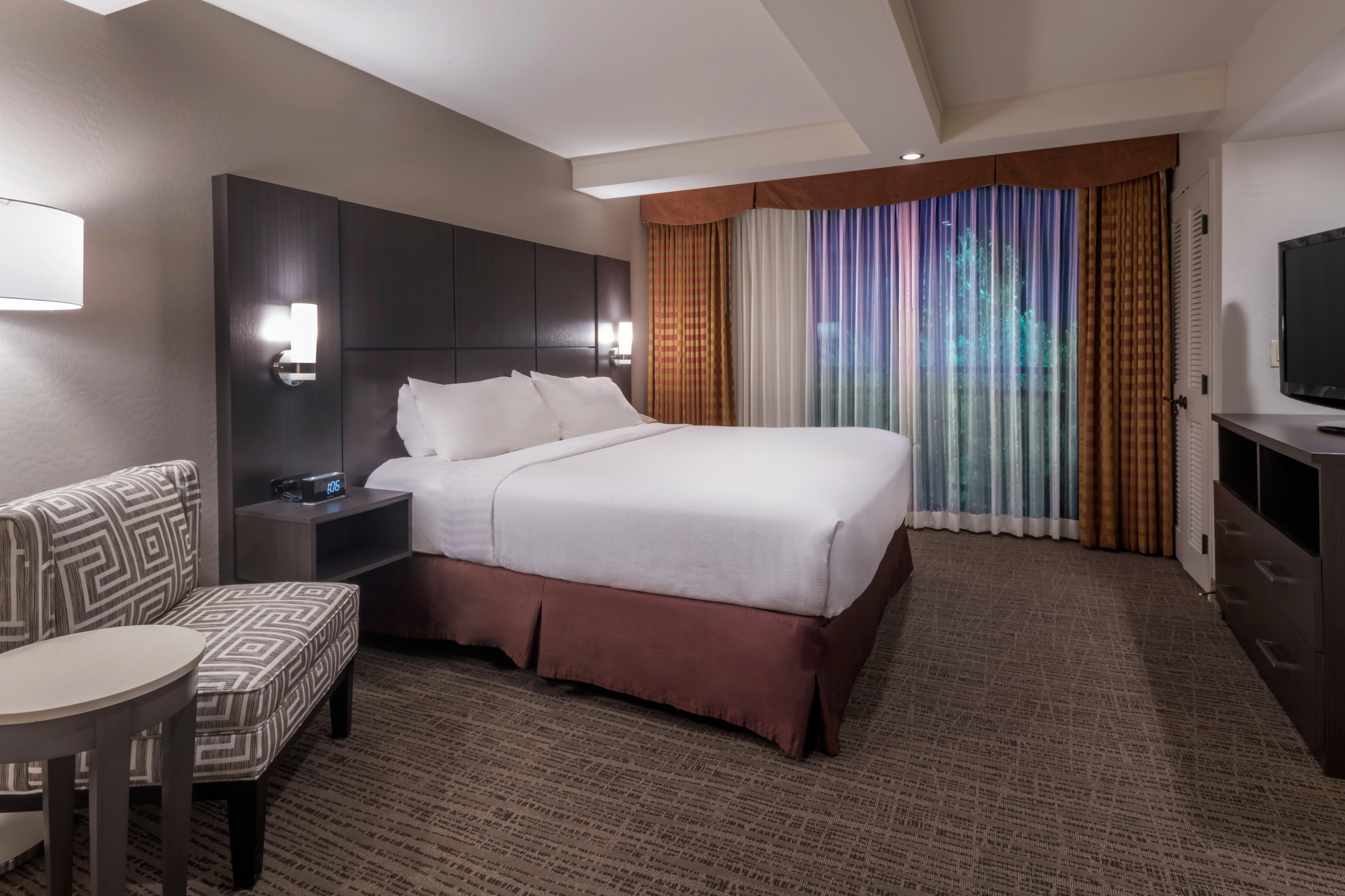 Holiday Inn And Suites Phoenix Airport North By Ihg Экстерьер фото