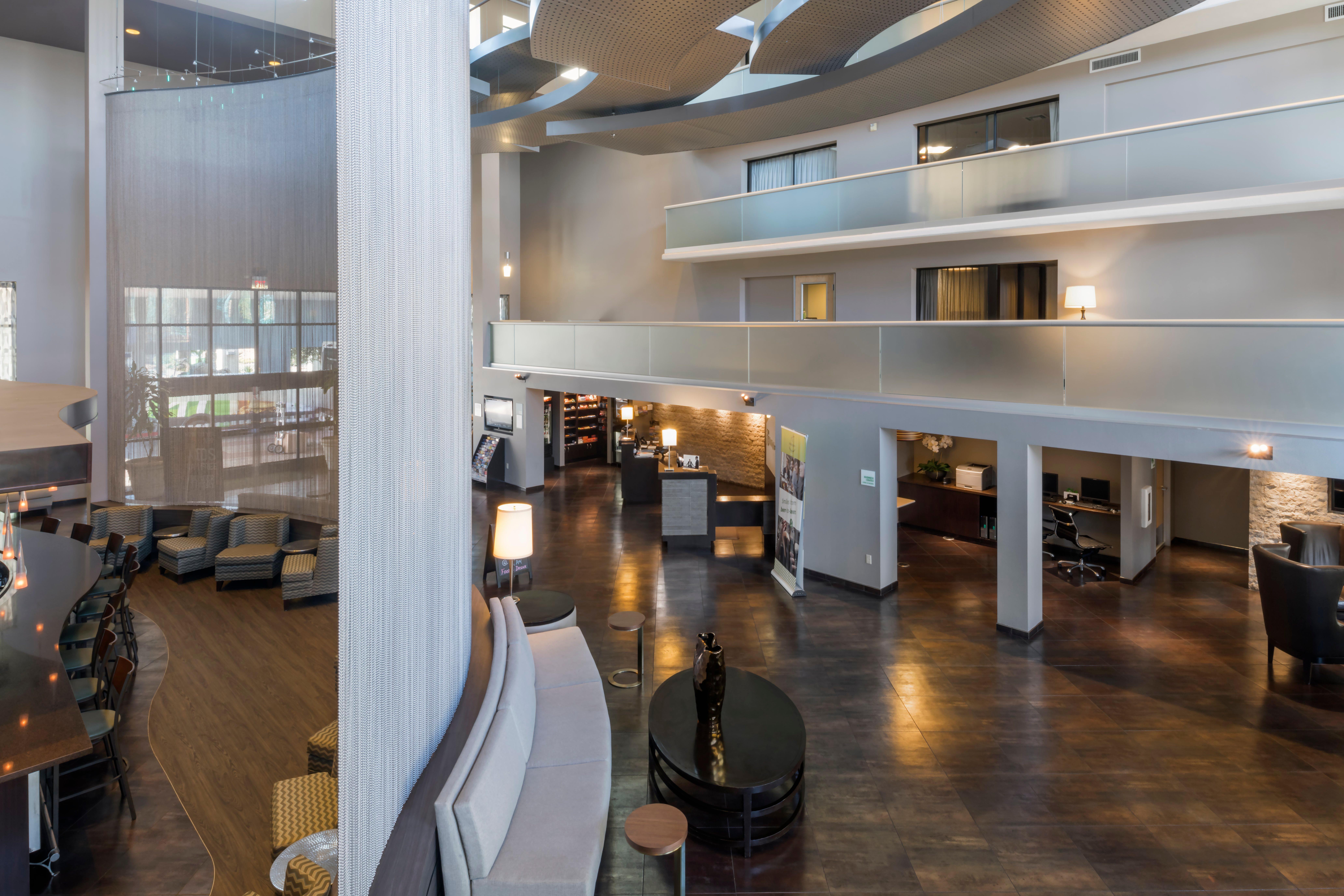 Holiday Inn And Suites Phoenix Airport North By Ihg Экстерьер фото