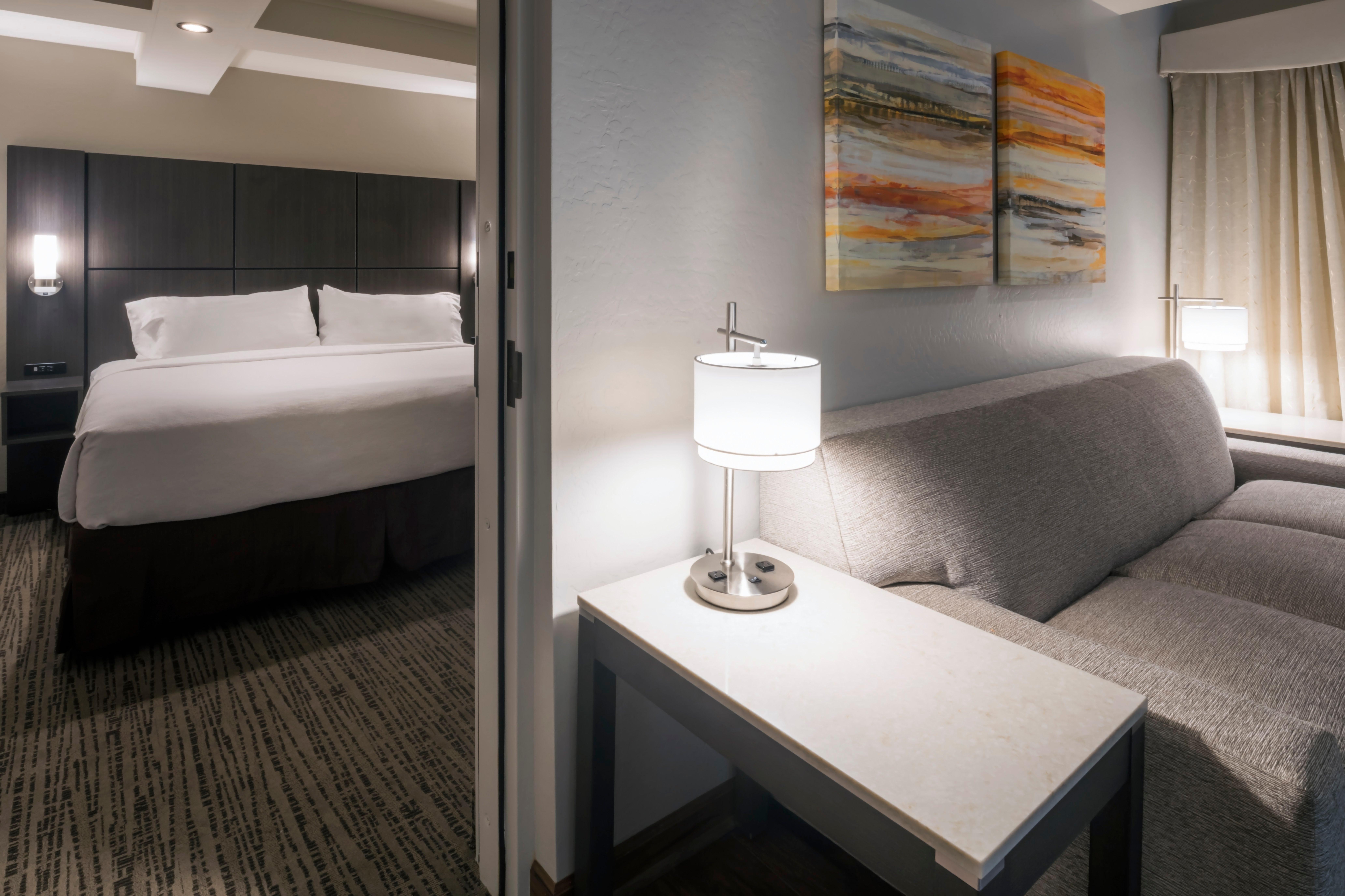 Holiday Inn And Suites Phoenix Airport North By Ihg Экстерьер фото