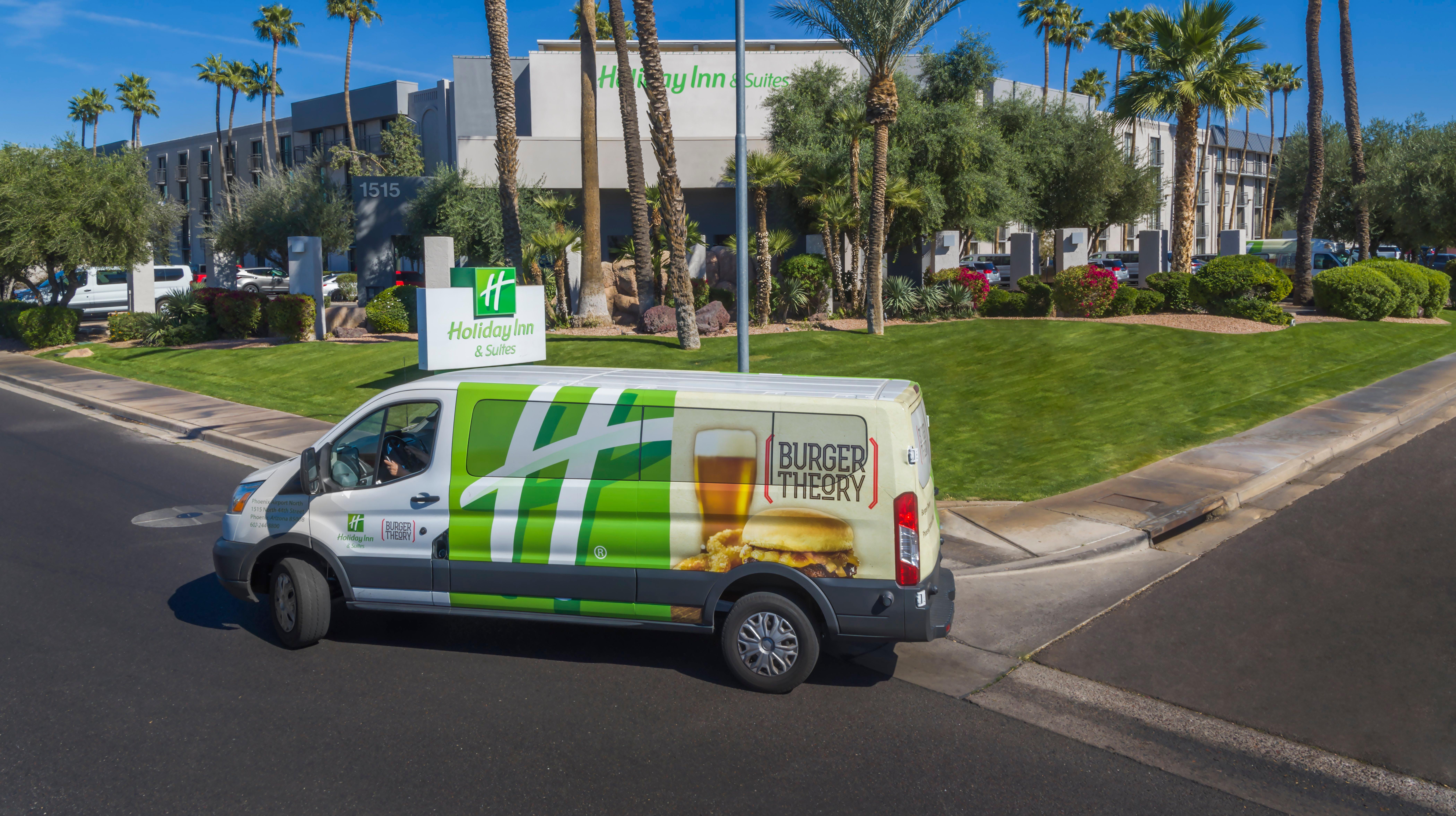 Holiday Inn And Suites Phoenix Airport North By Ihg Экстерьер фото
