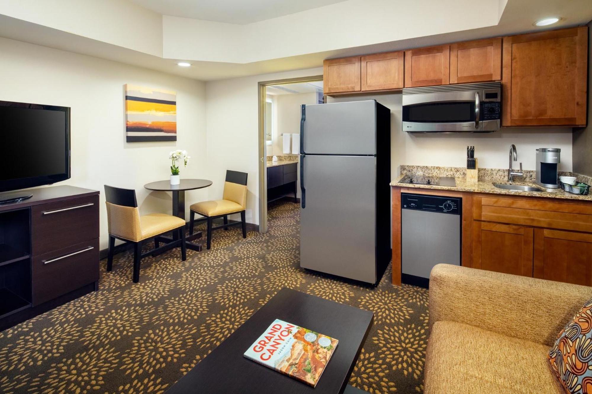 Holiday Inn And Suites Phoenix Airport North By Ihg Экстерьер фото