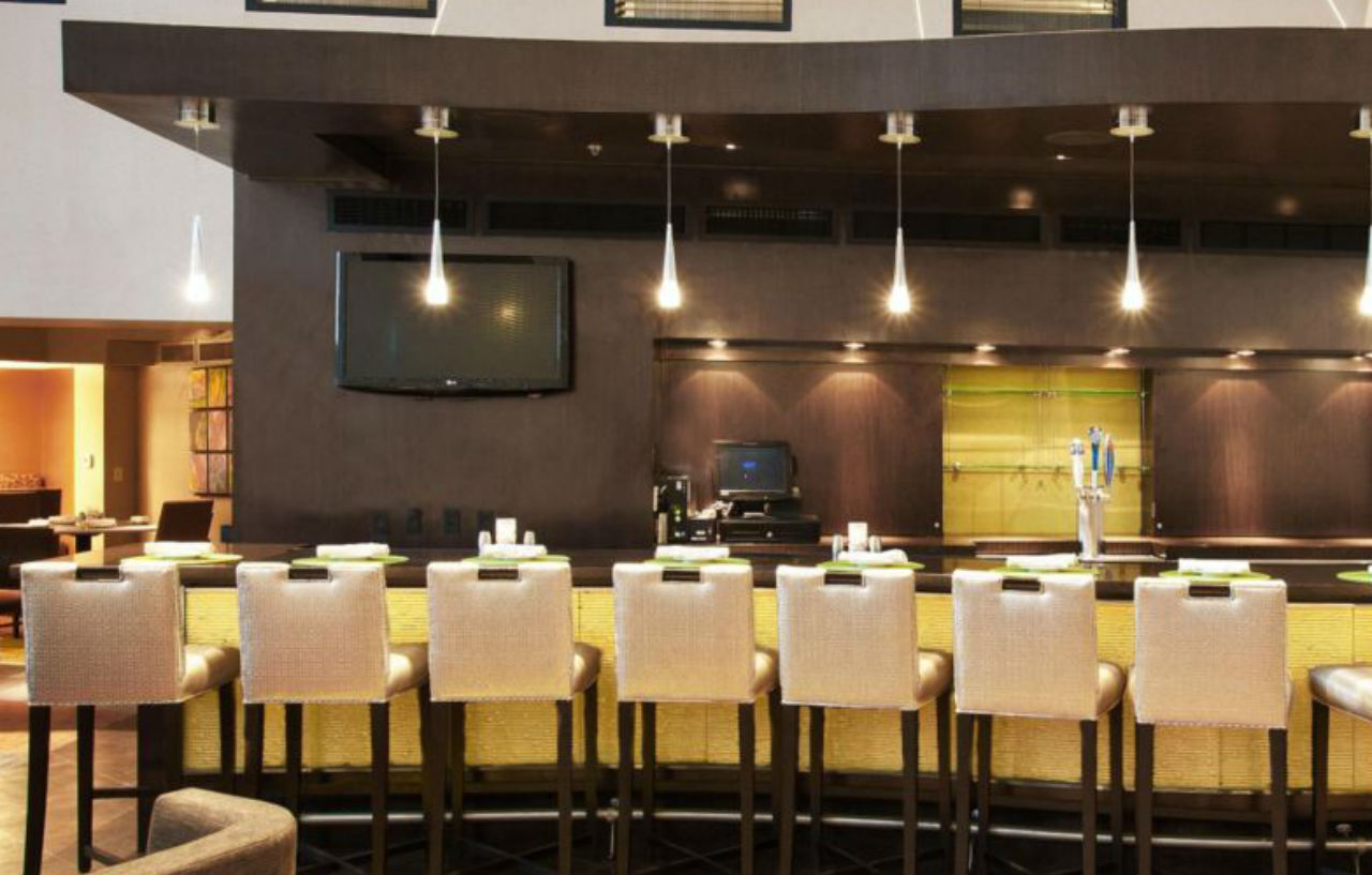 Holiday Inn And Suites Phoenix Airport North By Ihg Экстерьер фото